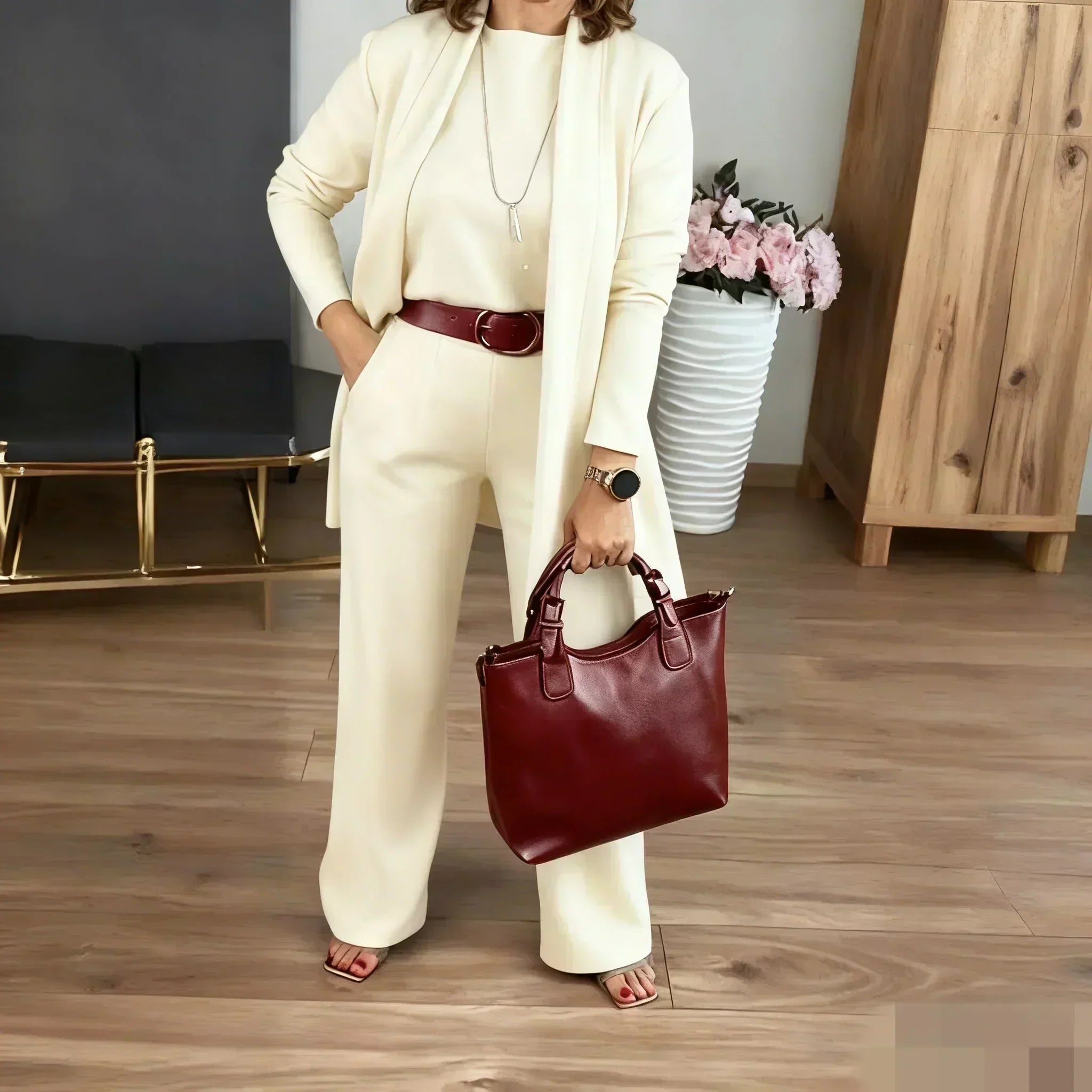 Elena – Conjunto elegante de mujer 3 piezas (chamarra, top y pantalón)