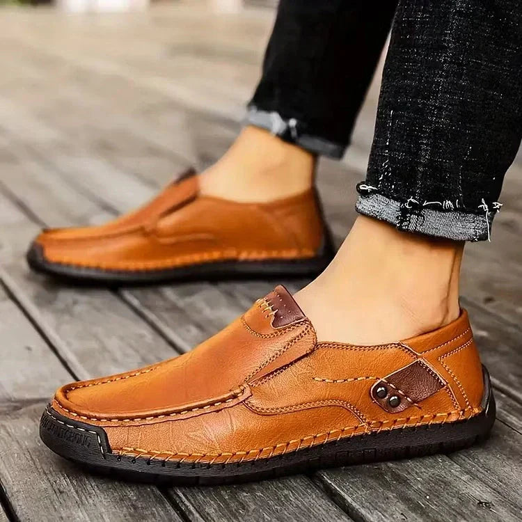 Mocasines de piel sin agujetas para hombre – SoftStep